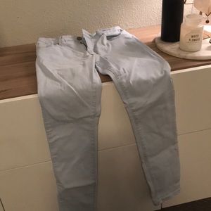 FOREVER21 | light blue jeans